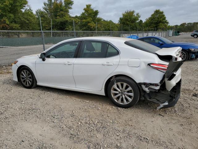 VIN 4T1B11HK2JU575871 2018 Toyota Camry, L no.2