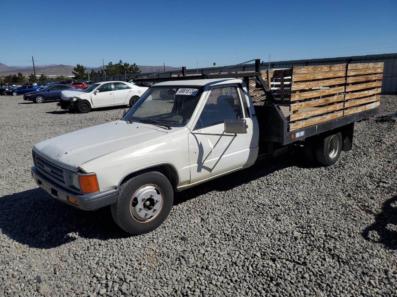 TOYOTA PICKUP CAB 1988 white chassis gas JT5RN75T3J0020468 photo #1