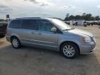 CHRYSLER TOWN & COU photo