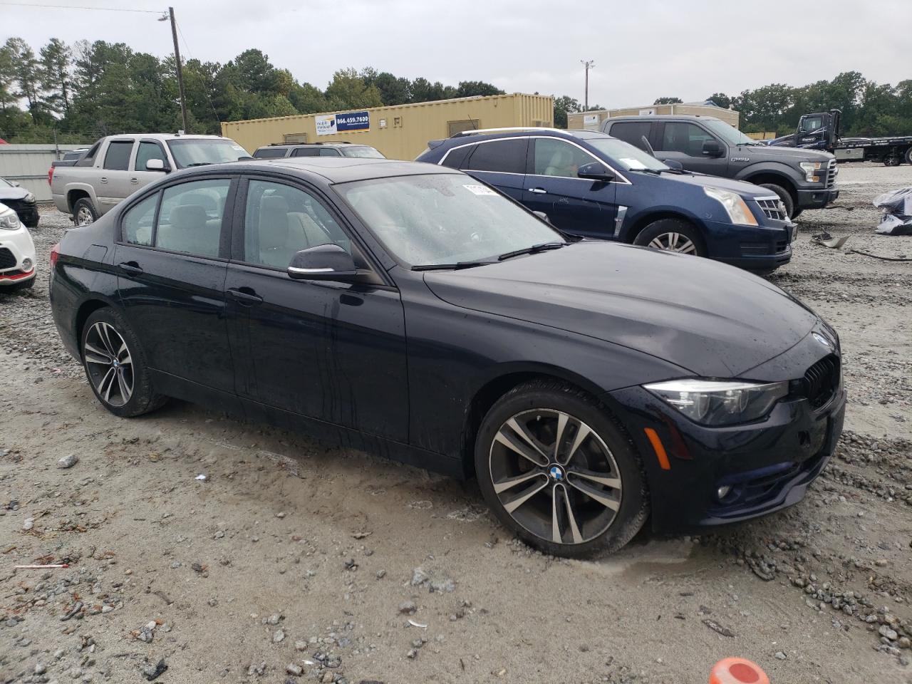 Lot #3006504127 2018 BMW 330 XI