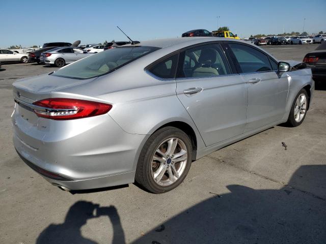 VIN 3FA6P0H74JR227190 2018 Ford Fusion, SE no.3