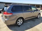 TOYOTA SIENNA LE photo