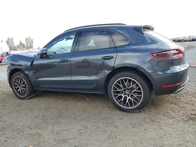 VIN WP1AA2A55JLB22522 2018 Porsche Macan no.2