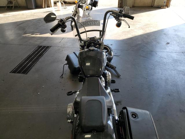 2018 HARLEY-DAVIDSON FXBR BREAK 1HD1YEJ19JC032073