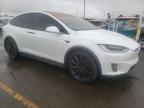 TESLA MODEL X снимка