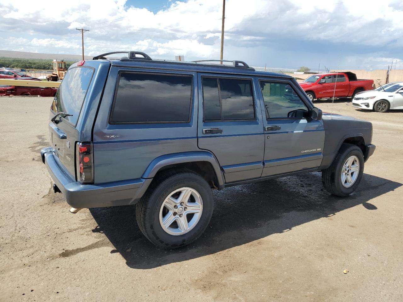 2001 Jeep CHEROKEE, CLASSIC