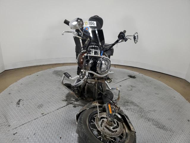 2019 HARLEY-DAVIDSON FLHCS 1HD1YBK21KB068837