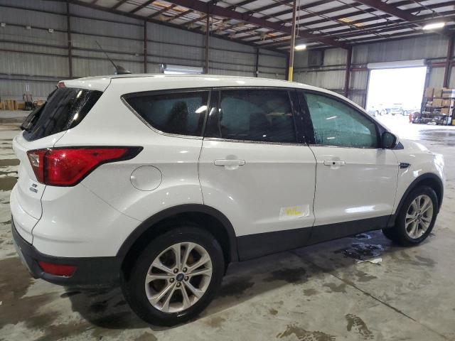 VIN 1FMCU9GD2KUA77006 2019 Ford Escape, SE no.3