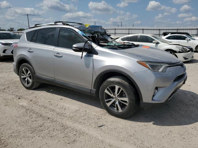 VIN 2T3WFREV9GW310607 2016 Toyota RAV4, Xle no.4