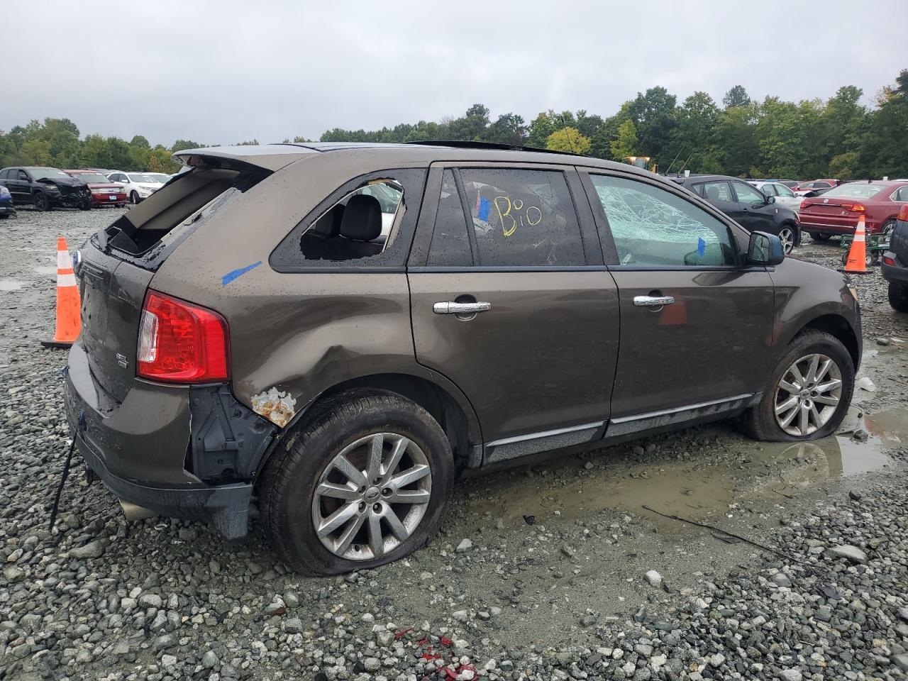 Lot #2856913228 2011 FORD EDGE SEL