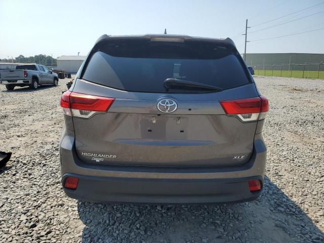 VIN 5TDKZRFH2KS566709 2019 Toyota Highlander, SE no.6