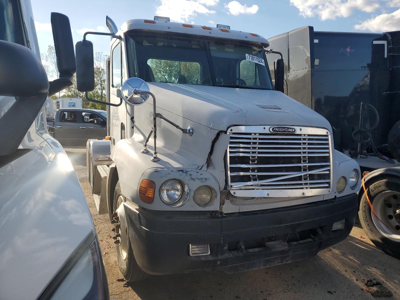 Freightliner CC Conventional 2000 