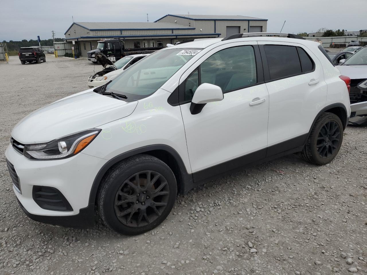 Lot #2955388845 2022 CHEVROLET TRAX 1LT