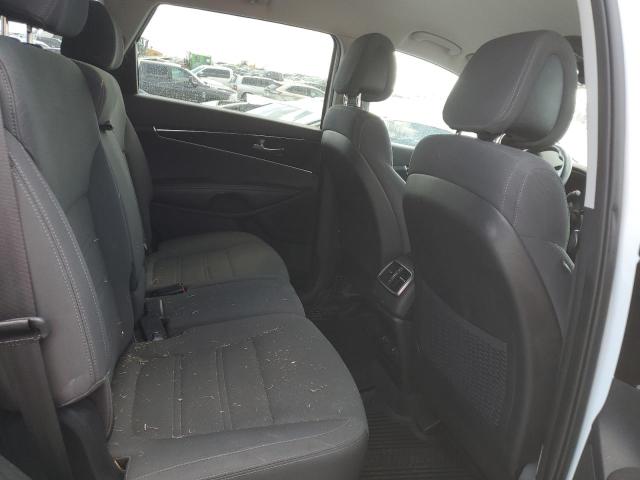 2016 KIA SORENTO LX - 5XYPG4A3XGG004961