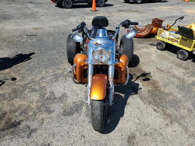 2015 HARLEY-DAVIDSON FLRT FREE 1HD1MCM11FB857520