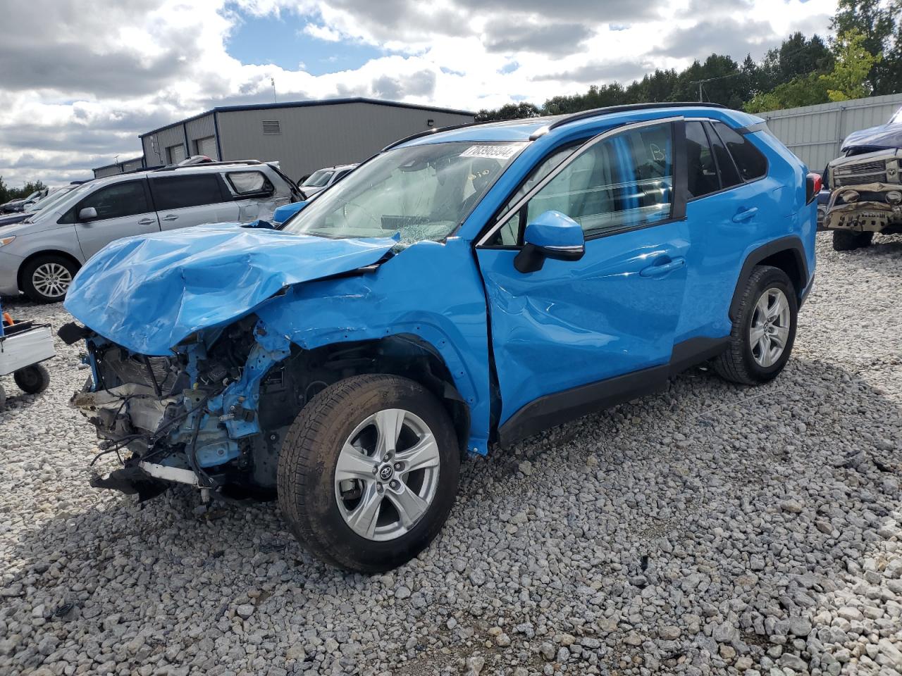  Salvage Toyota RAV4