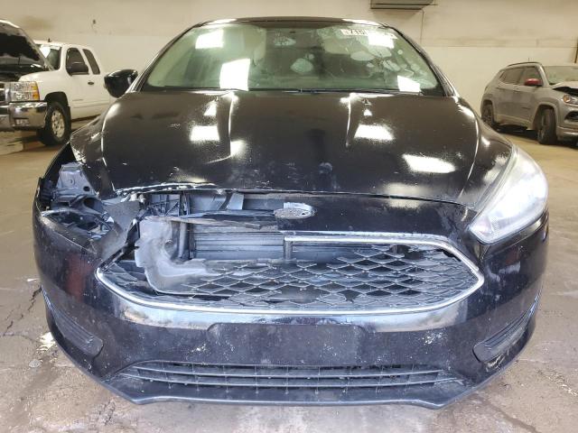 VIN 1FADP3F24GL368946 2016 Ford Focus, SE no.5