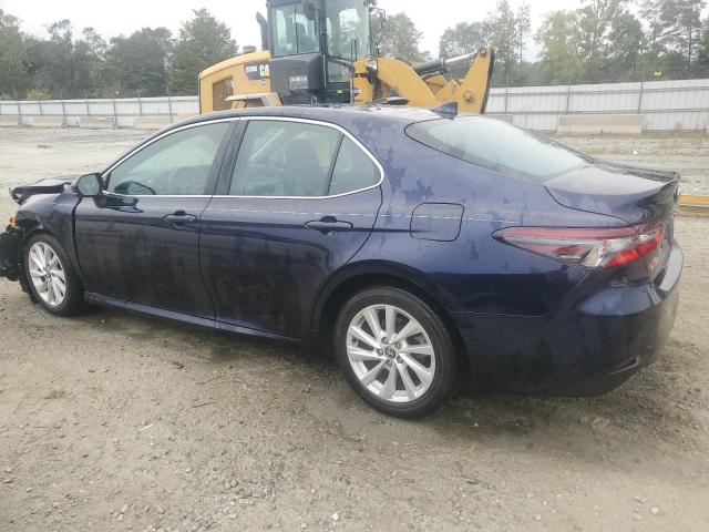 VIN 4T1C11AK1NU017272 2022 Toyota Camry, LE no.2