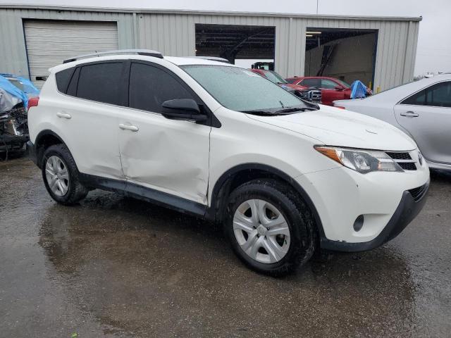 VIN JTMZFREV8FJ054969 2015 Toyota RAV4, LE no.4