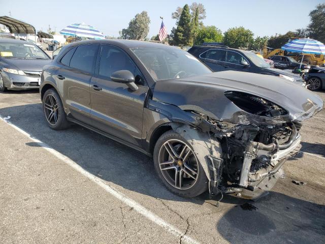 VIN WP1AB2A51LLB34957 2020 Porsche Macan, S no.4