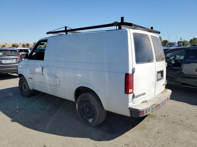 GMC SAFARI XT 2000 white extended gas 1GTDM19W4YB533844 photo #3