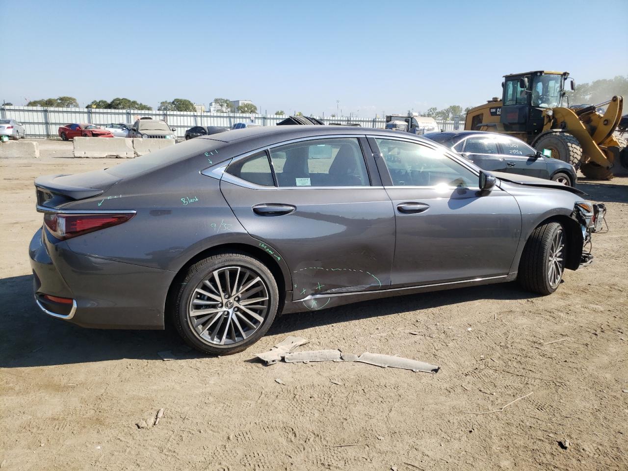 Lot #2943365694 2024 LEXUS ES 300H BA