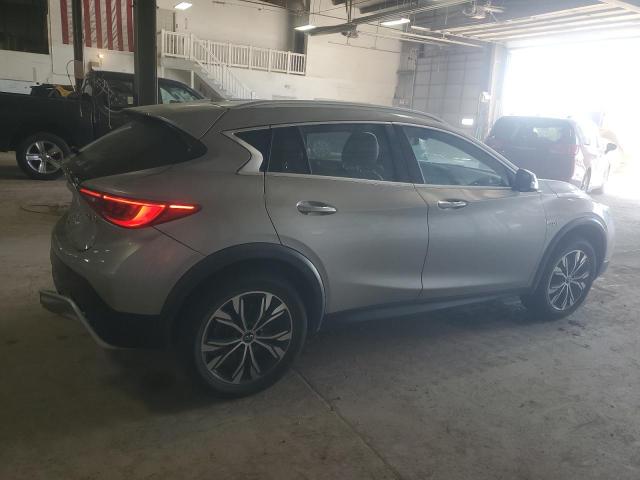 2017 INFINITI QX30 BASE - SJKCH5CR5HA033690