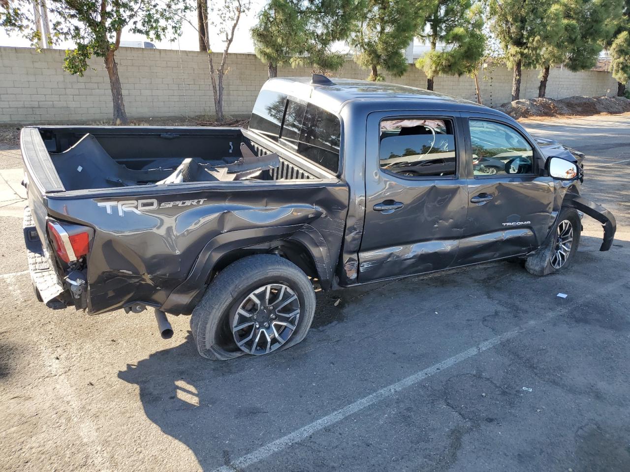 Lot #2988809667 2020 TOYOTA TACOMA DOU