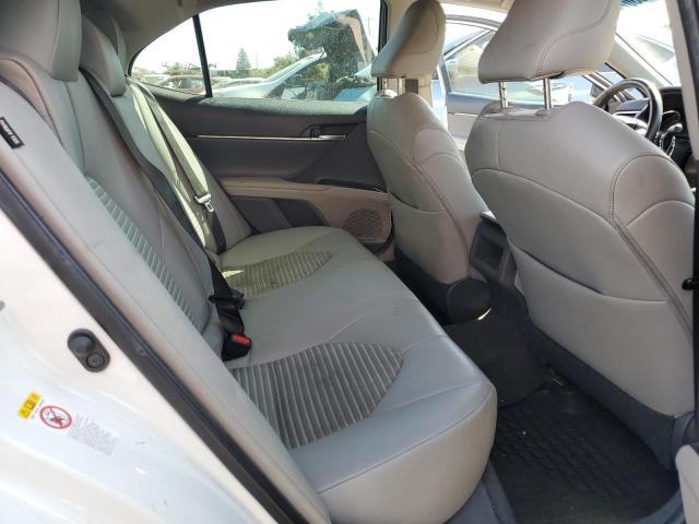 2018 TOYOTA CAMRY L - 4T1B11HK5JU608023