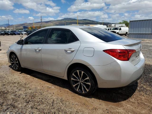 VIN 5YFBURHE5JP811253 2018 Toyota Corolla, L no.2