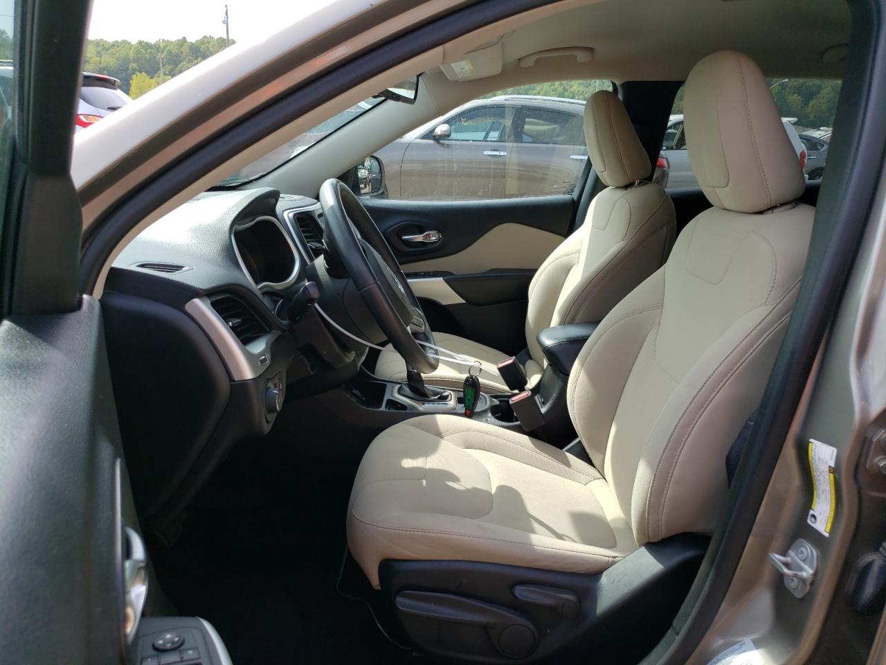 2017 Jeep CHEROKEE L, LATITUDE