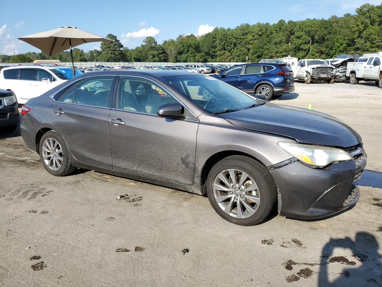 Lot #2902872719 2017 TOYOTA CAMRY LE