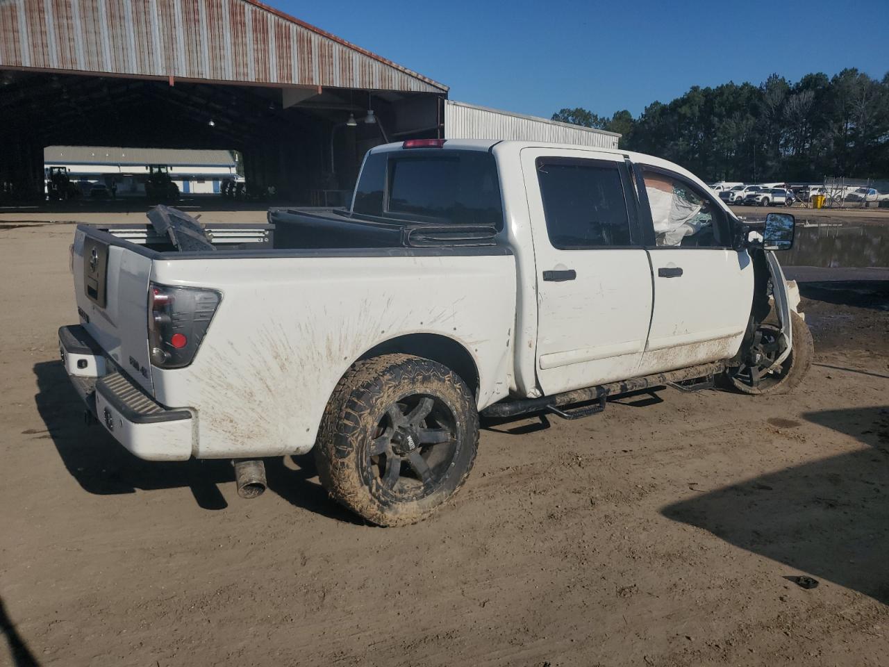 Lot #2994118251 2011 NISSAN TITAN S