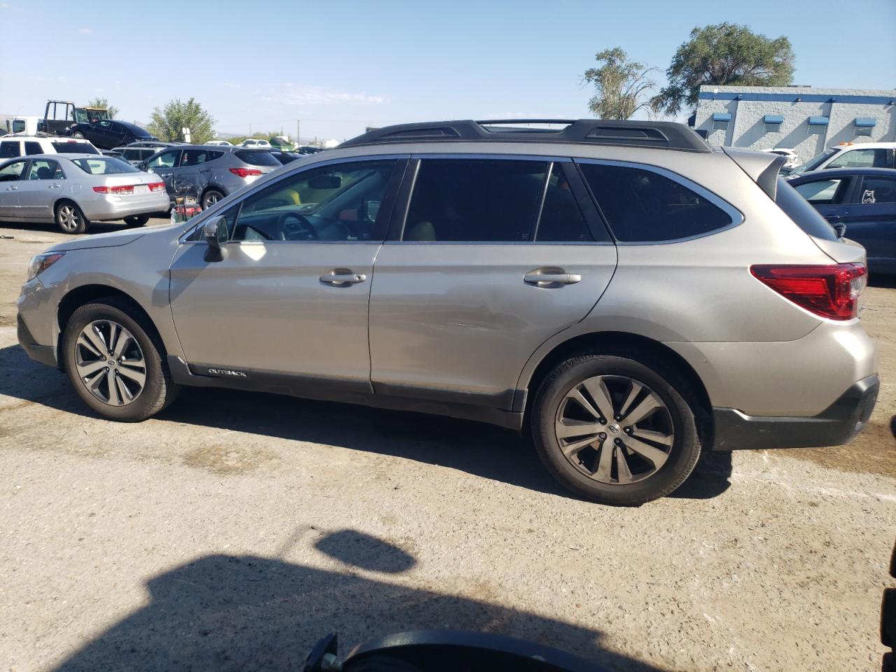 Lot #3042000180 2019 SUBARU OUTBACK 2.