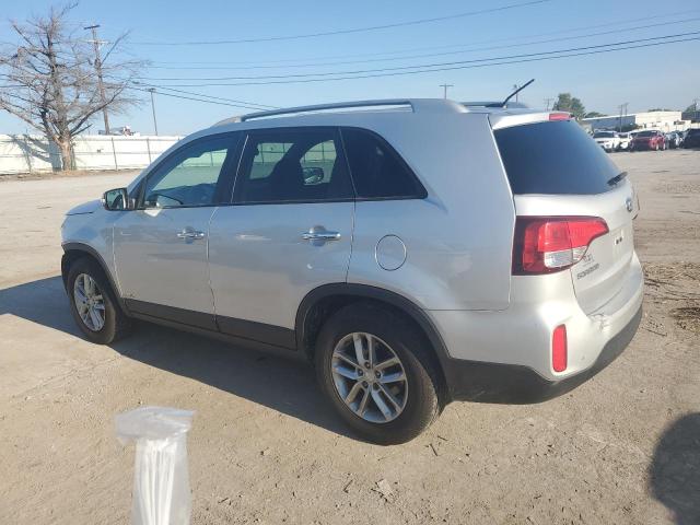 VIN 5XYKTCA69FG597673 2015 KIA Sorento, LX no.2