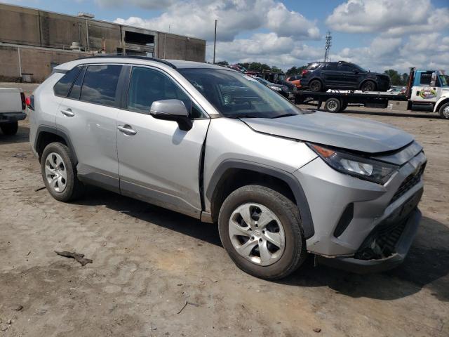 VIN 2T3G1RFV6KW001414 2019 Toyota RAV4, LE no.4