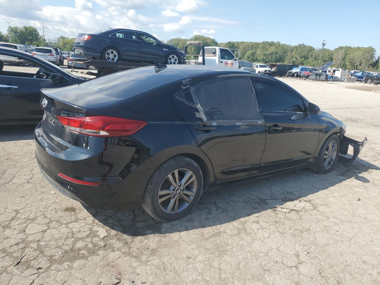 Lot #2859974166 2017 HYUNDAI ELANTRA SE