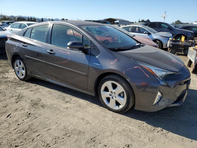 VIN JTDKARFU3J3548191 2018 Toyota Prius no.4