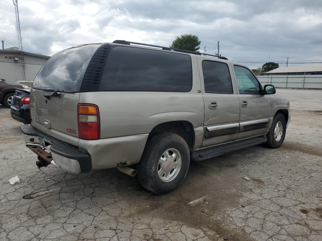 Lot #2956946917 2002 GMC YUKON XL C