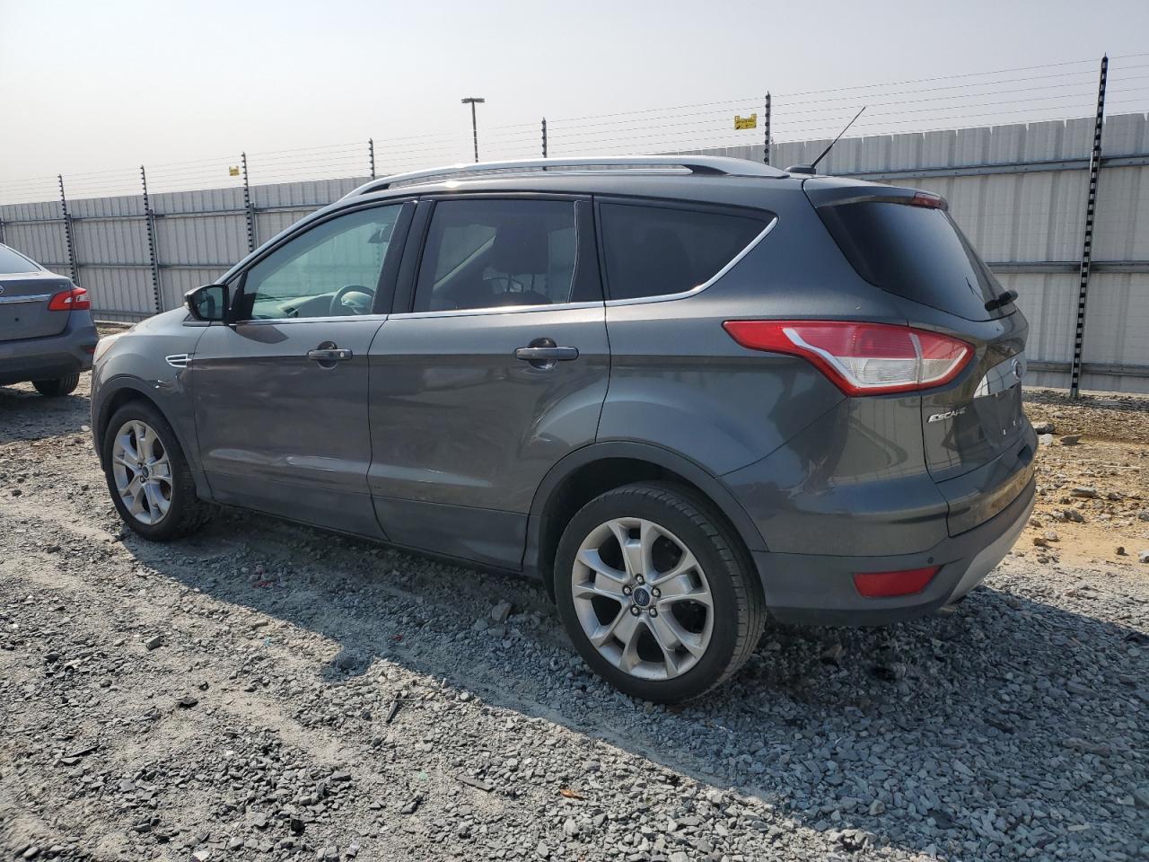 Lot #3003447101 2015 FORD ESCAPE TIT