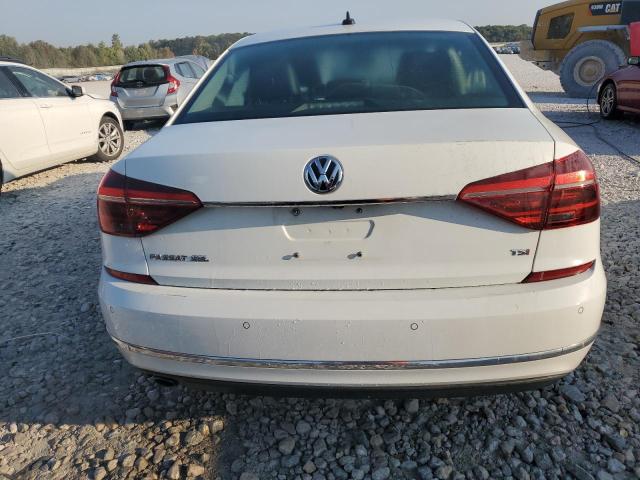2017 VOLKSWAGEN PASSAT SEL - 1VWCT7A32HC015659