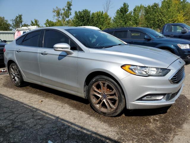 VIN 3FA6P0T96HR310624 2017 Ford Fusion, SE no.4