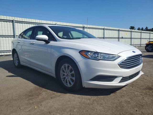 VIN 3FA6P0G7XHR352965 2017 Ford Fusion, S no.4