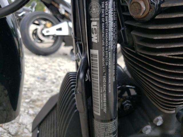 2019 HARLEY-DAVIDSON FLTRX 1HD1KHC19KB618733