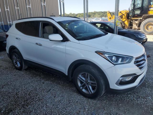 VIN 5NMZU3LB0HH010050 2017 Hyundai Santa Fe no.4