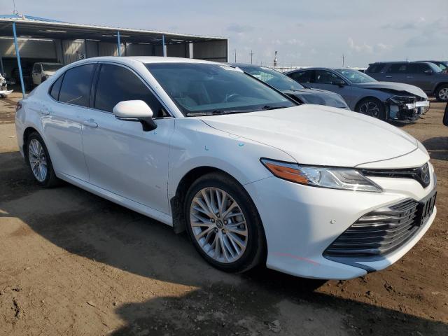 VIN 4T1B11HKXJU014737 2018 Toyota Camry, L no.4