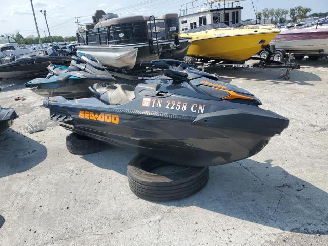 OTHR SEADOO 2021 two tone   YDV46875A121 photo #1