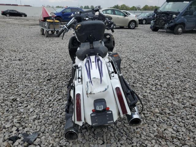 2016 HARLEY-DAVIDSON FLHXSE CVO 1HD1PXN17GB962304