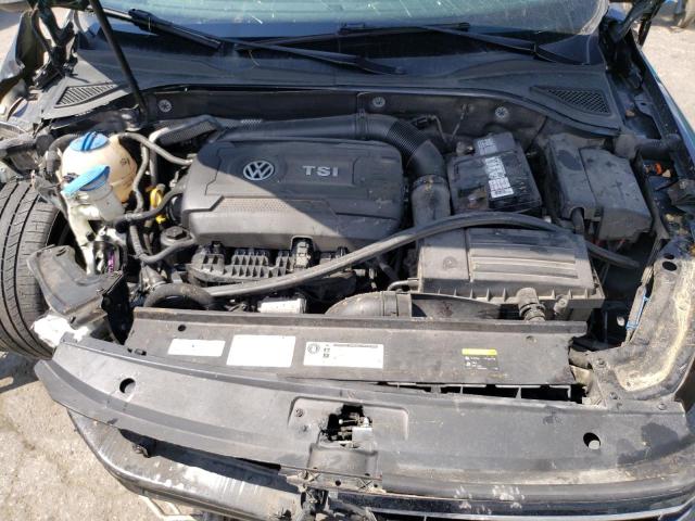 2017 VOLKSWAGEN PASSAT R-L - 1VWDT7A35HC033190