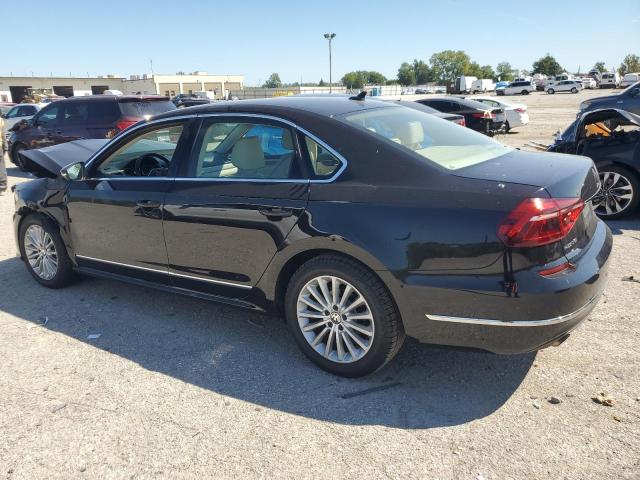 2017 VOLKSWAGEN PASSAT SE - 1VWBT7A37HC070684